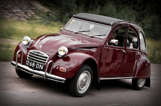 Legendarni+spa%C4%8Dek+ali+Citroen+2CV