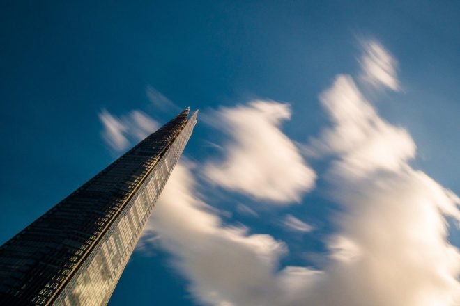 Neboti%C4%8Dnik+imenovan+%27The+Shard%27+je+najvi%C5%A1ja+stolpnica+v+Veliki+Britaniji+%28foto%3AProfimedia%29
