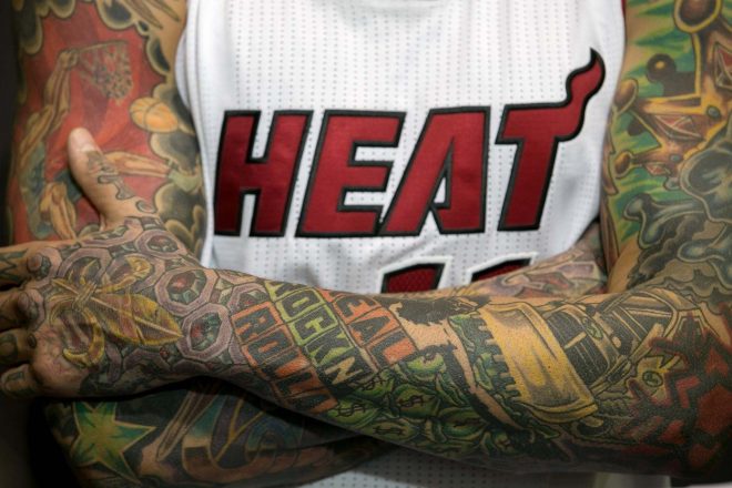 Chris+%E2%80%9CBirdman%E2%80%9D+Andersen%2C+verjetno+najbolj+potetoviran+igralec+v+ligi+NBA+%28foto%3AProfimedia%29