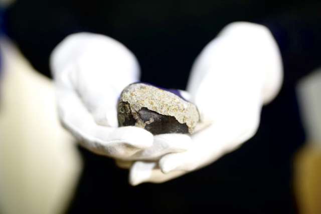 Meteorit+so+poimenovali+Novo+mesto.%0ASTA