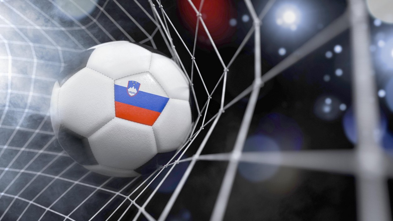 Moski 70 Let Slovenija na račun nogometa zasluži vsaj 70 milijonov evrov na leto ...
