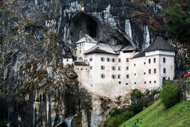 Predjamski+grad++%2F+Profimedia