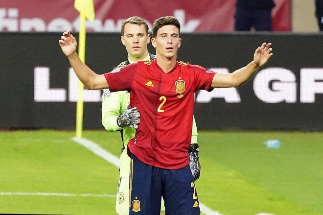 Pau+Torres+in+Manuel+Neuer+%2F+foto%3AProfimedia