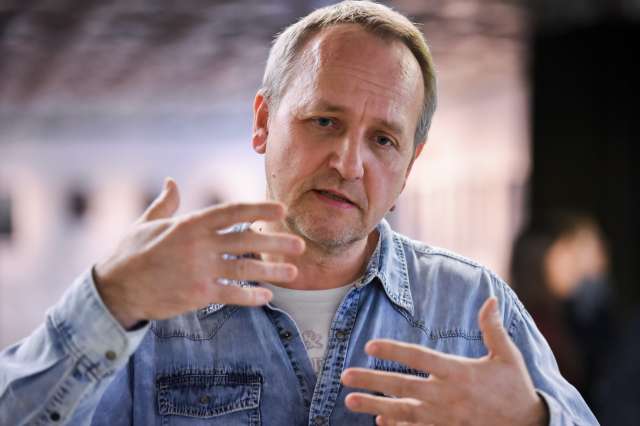 Profesor+Damijan+Miklav%C4%8Di%C4%8D+s+Fakultete+za+elektrotehniko+Univerze+v+Ljubljani.