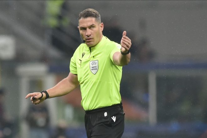 Kdaj+bodo+sodniki+po+novem+lahko+pokazali+beli+karton%3F+%2F+Profimedia