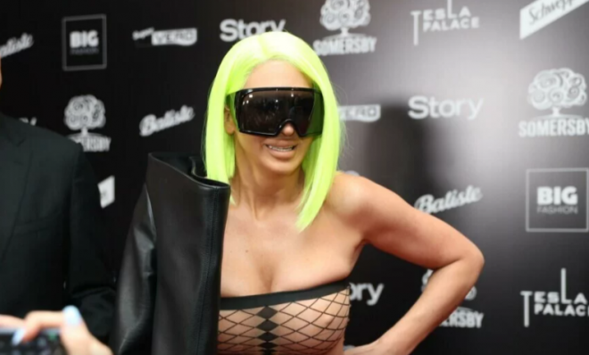 Jelena+Karleu%C5%A1a+%2F+Instagram